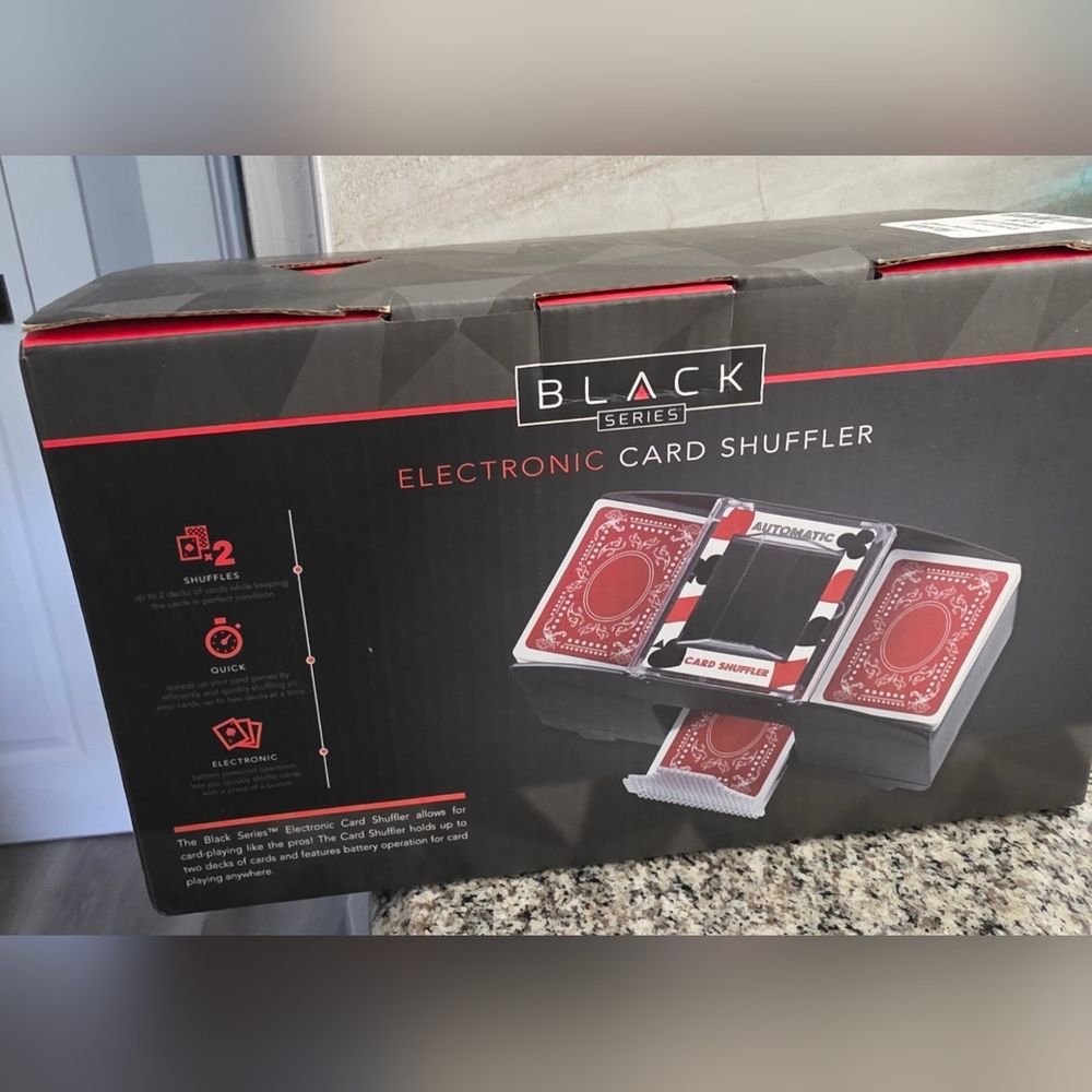 New With Tags Black Series Electronic Card Shuffler